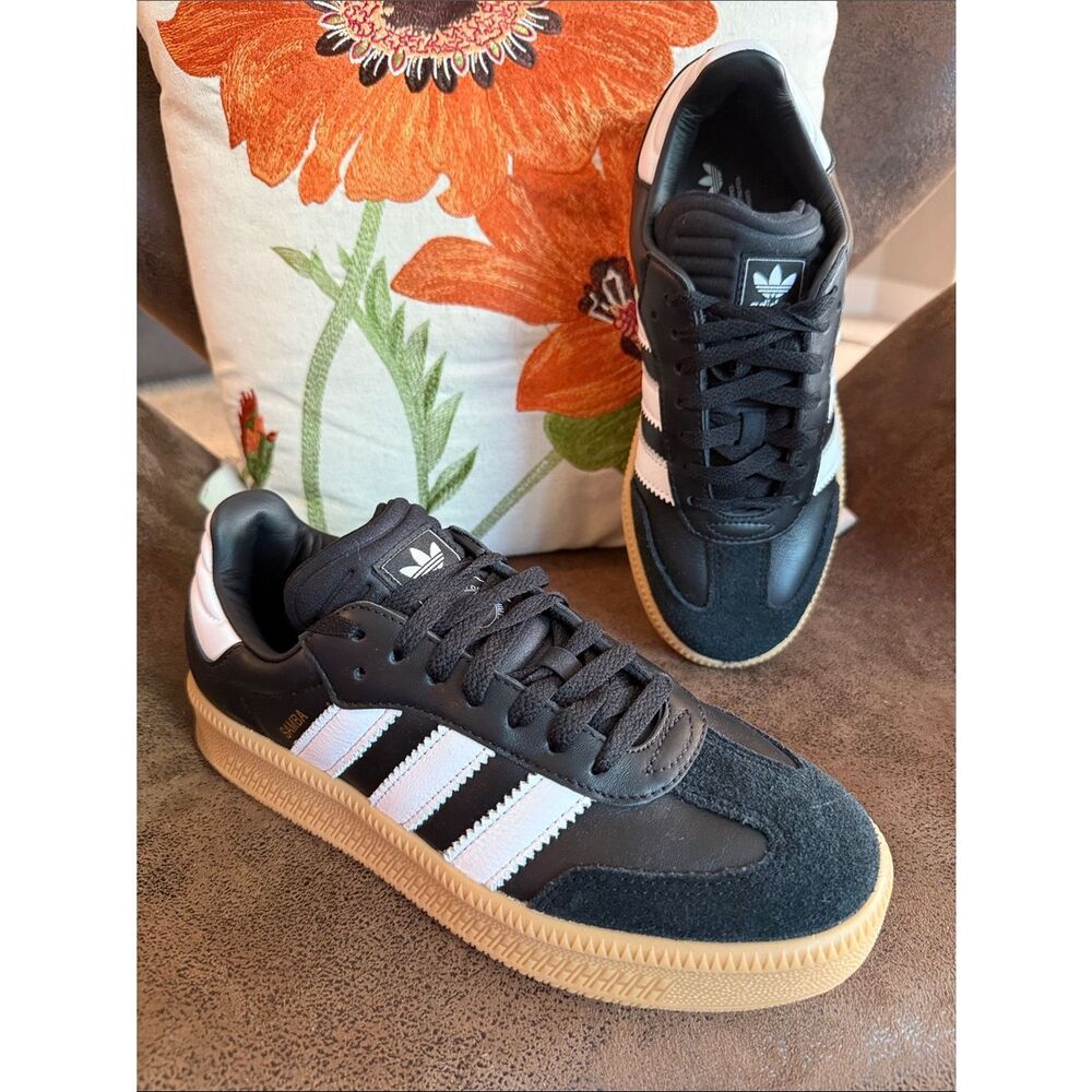 ADIDAS SAMBA XLG CORE BLACK , CLOUD WHITE, GUM WOMEN’s SOLD OUT NWOB SIZE 7.5